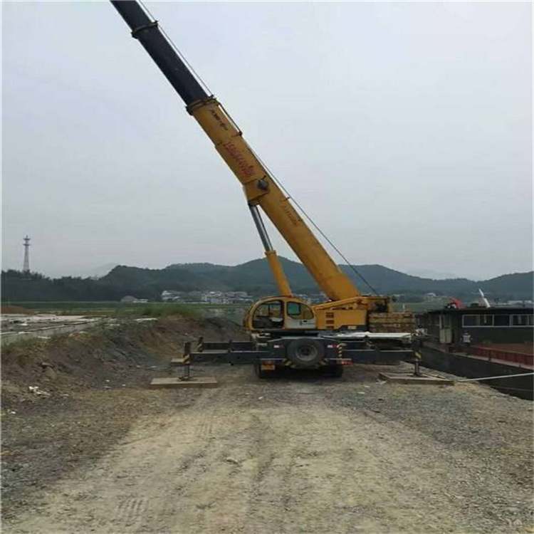坊子重型吊车租赁费用